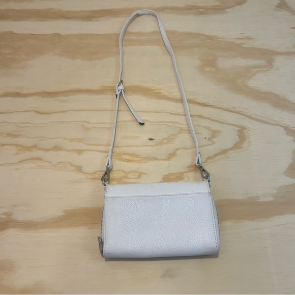 STEVE MADDEN WHITE BLAURIE CROSS BODY PURSE - Picture 9 of 12